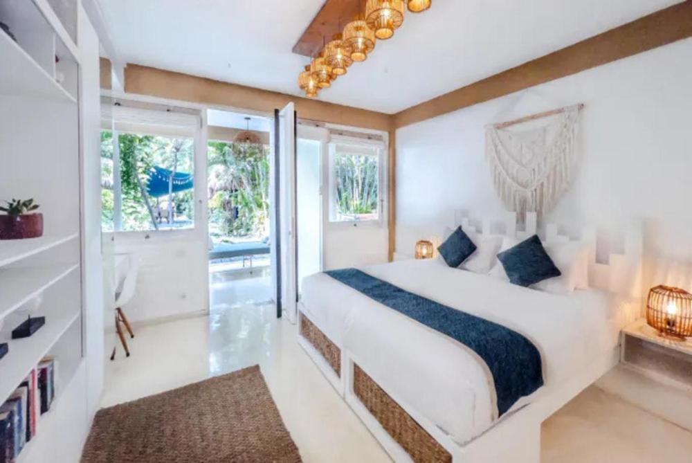 The Green Room Seminyak Стая снимка